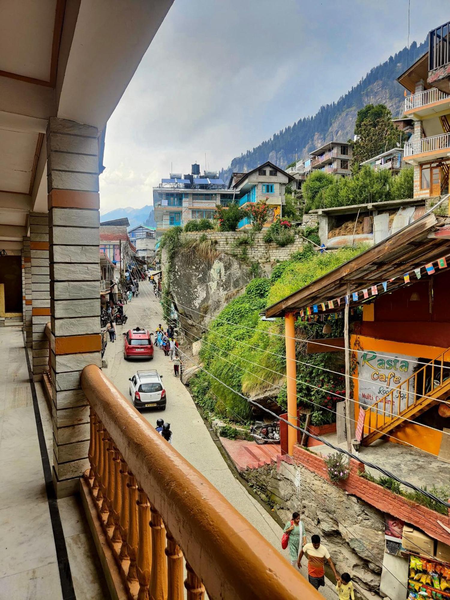Hotel Arohi Vashist Luaran gambar
