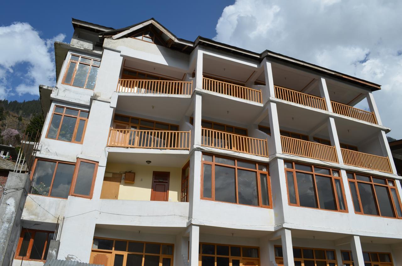 Hotel Arohi Vashist Luaran gambar